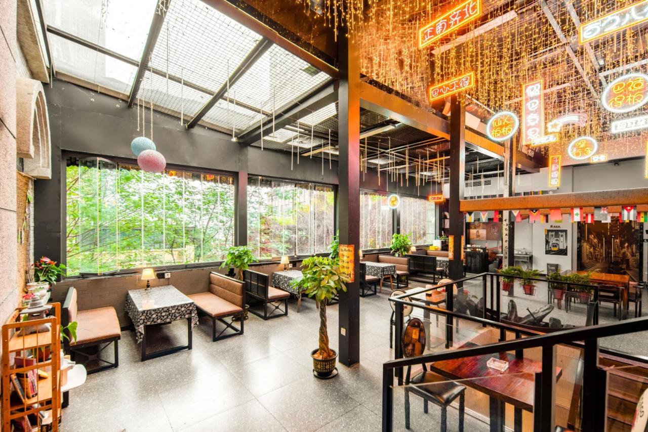 Riverside International Youth Hostel阅江老院青年旅舍 Chongqing Extérieur photo