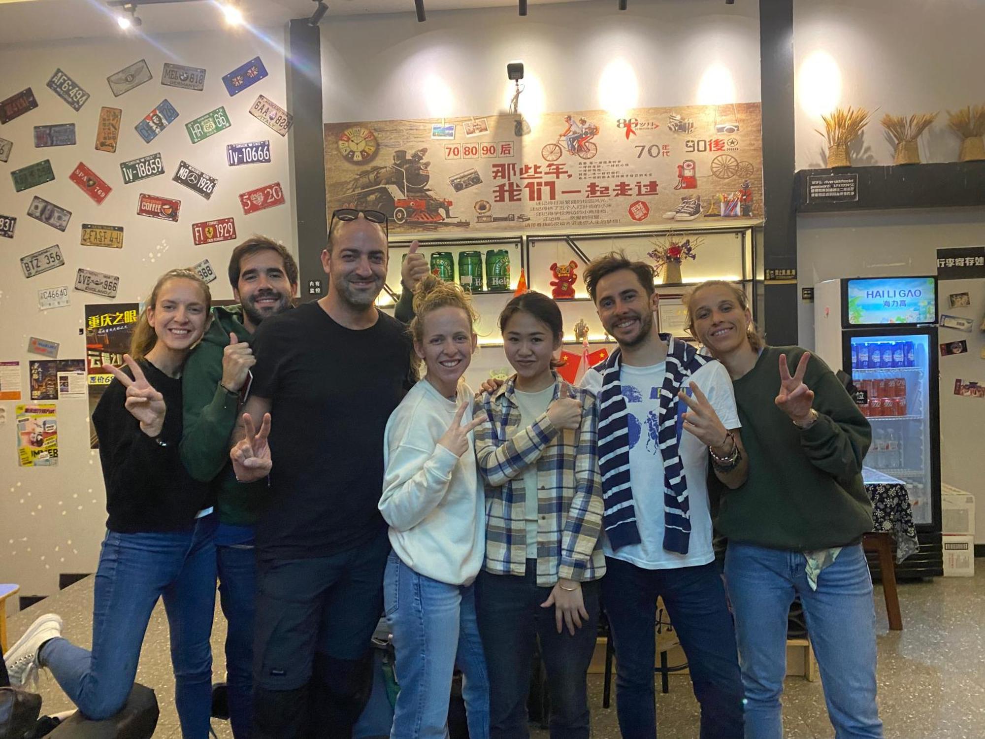 Riverside International Youth Hostel阅江老院青年旅舍 Chongqing Extérieur photo