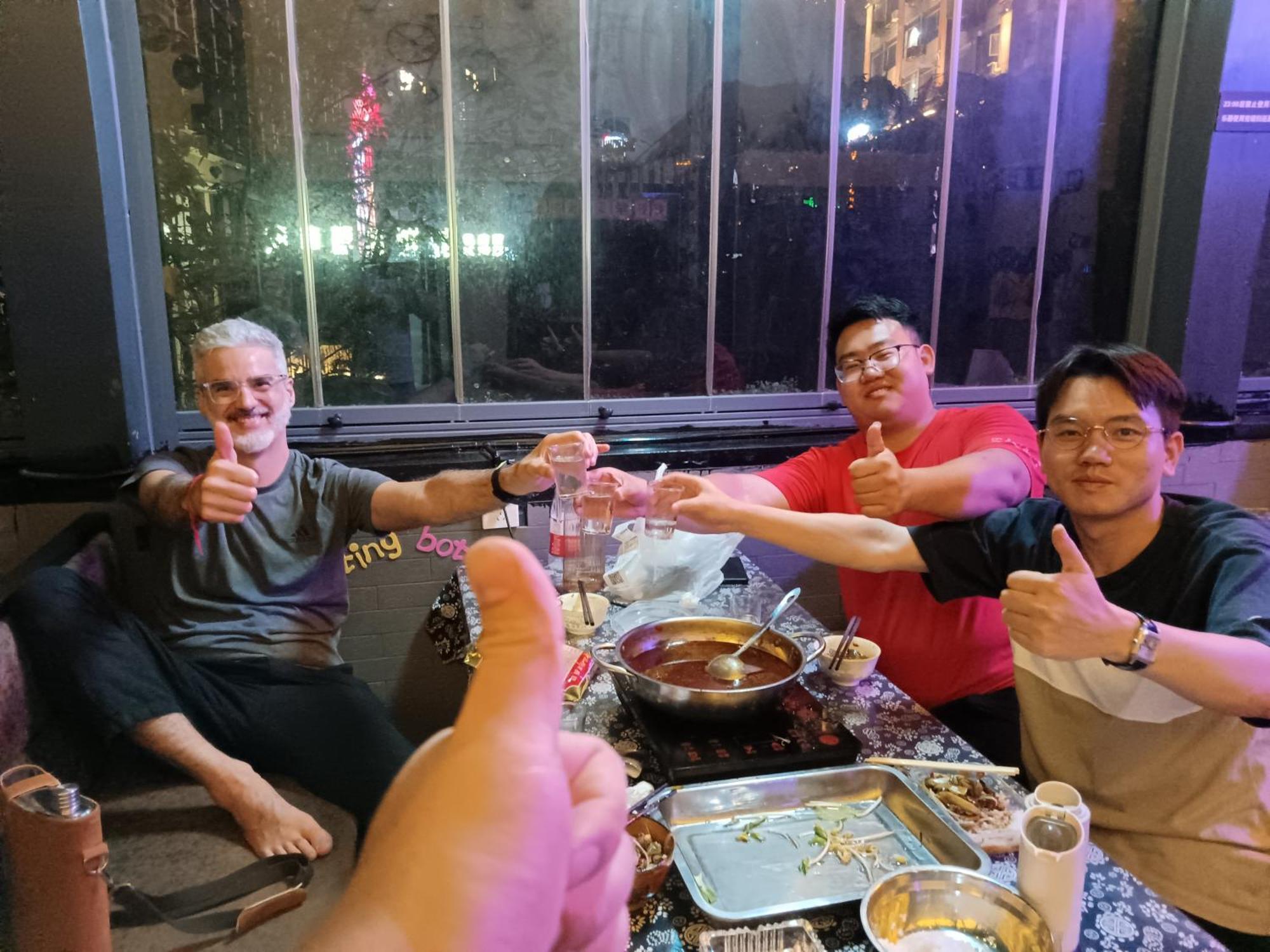 Riverside International Youth Hostel阅江老院青年旅舍 Chongqing Extérieur photo