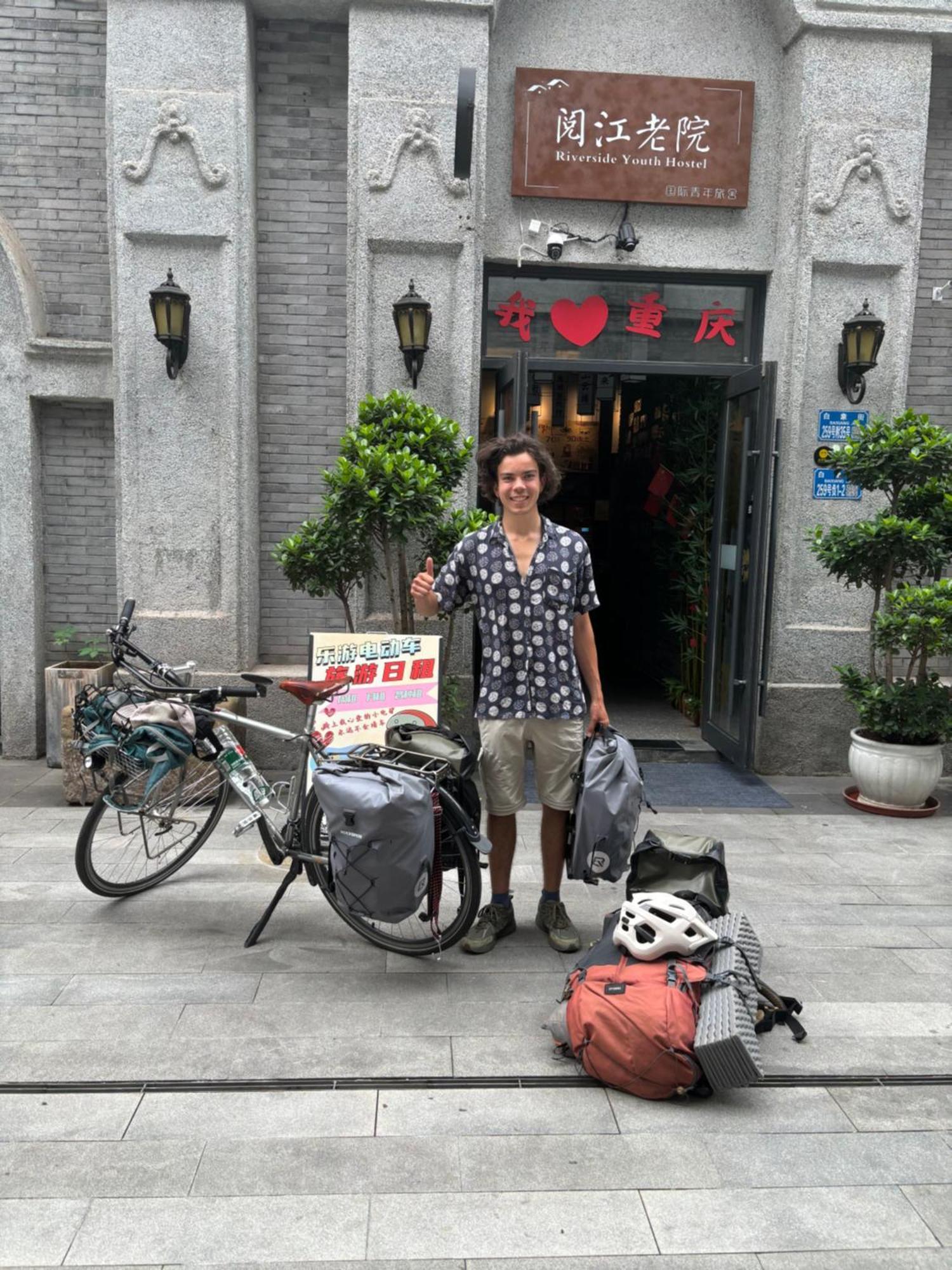Riverside International Youth Hostel阅江老院青年旅舍 Chongqing Extérieur photo