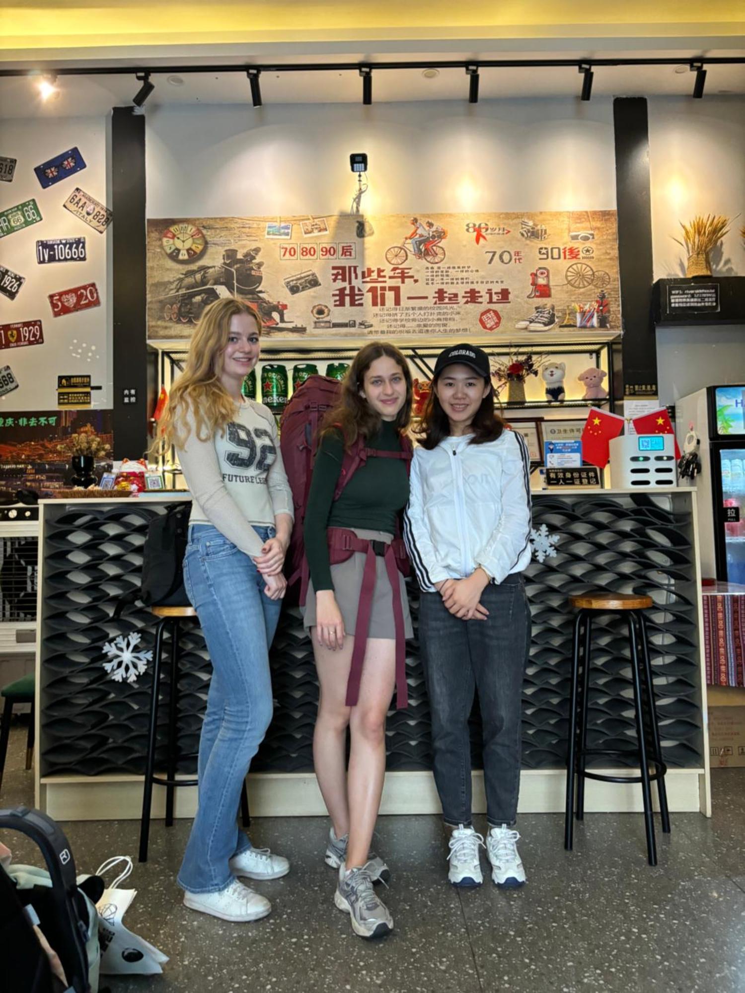 Riverside International Youth Hostel阅江老院青年旅舍 Chongqing Extérieur photo